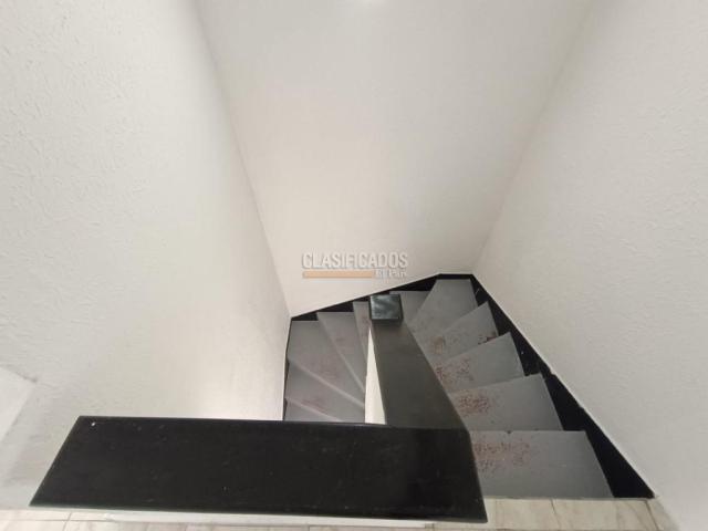 Apartamentos, Alquiler en Urbanización La Merced