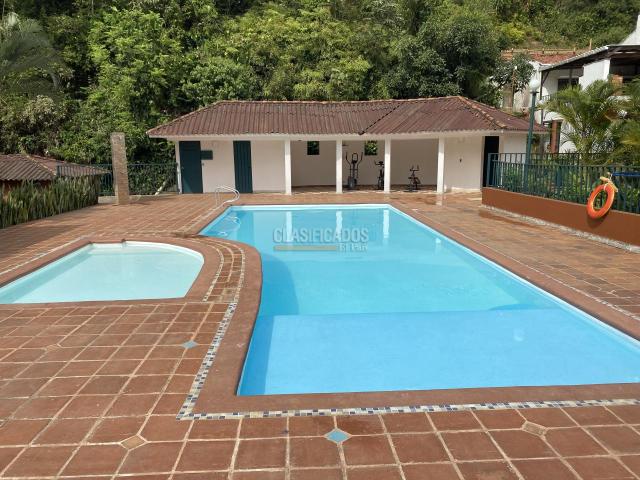 Casas, Venta en Cañaveralejo