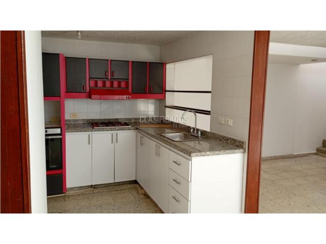 Casas, Alquiler en La Merced