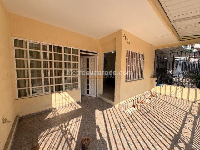 Casas, Venta en Ciudad 2.000