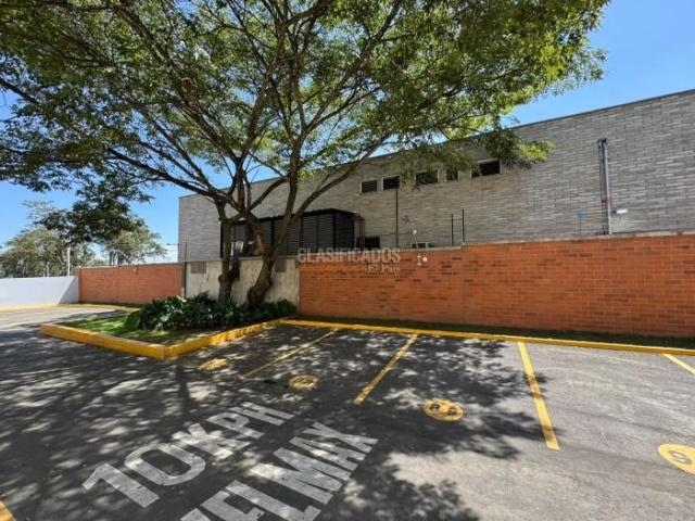 Apartamentos, Venta en Jamundí