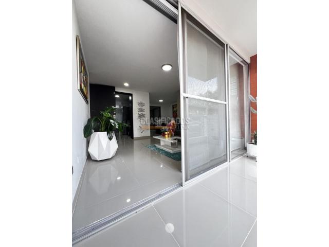 Apartamentos, Venta en Ciudad Jardín