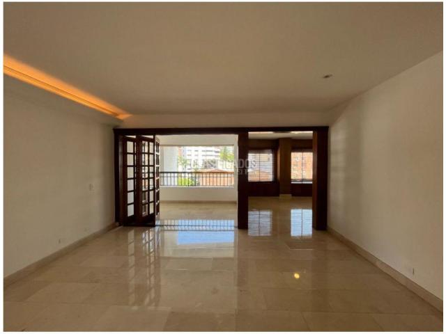 Apartamentos, Venta en Santa Rosa del Oeste
