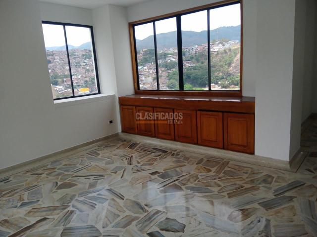 Apartamentos, Venta en Santa Rosa