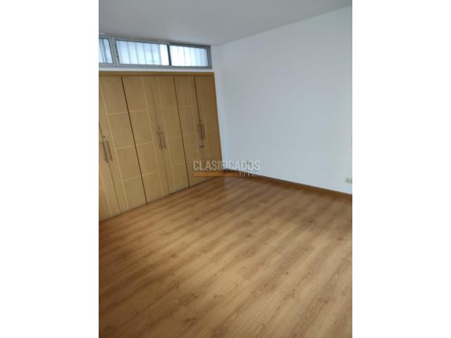 Apartaestudios, Alquiler en El Peñón