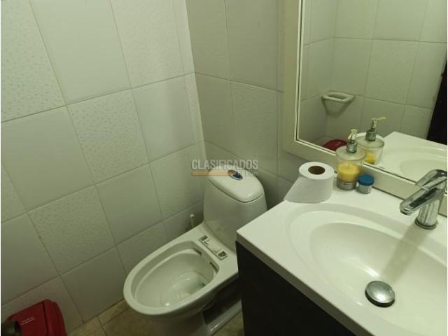 Casas, Venta en La Flora
