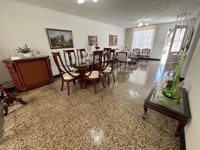 Casas, Alquiler en El Limonar