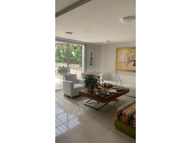 Apartamentos, Venta en Santa Rosa del Oeste