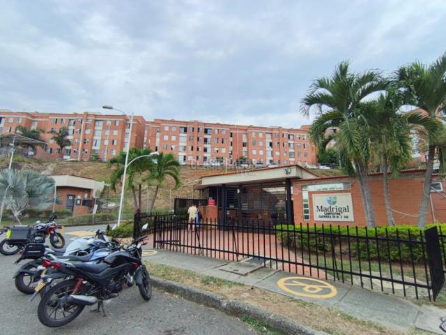 Apartamentos, Alquiler en Meléndez