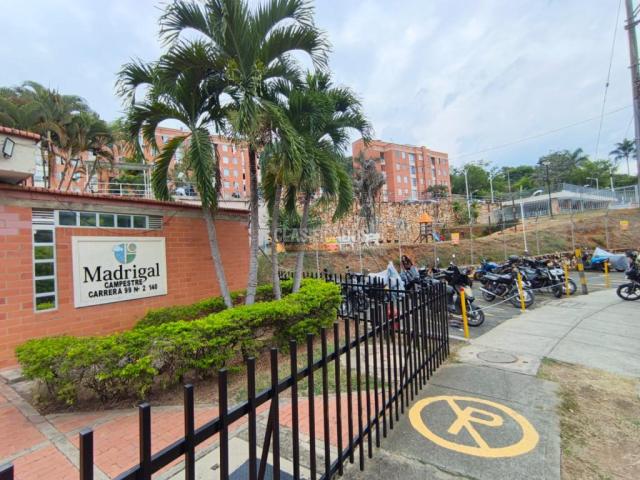 Apartamentos, Alquiler en Meléndez