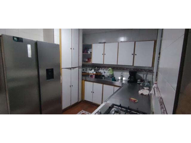 Casas, Venta en La Flora