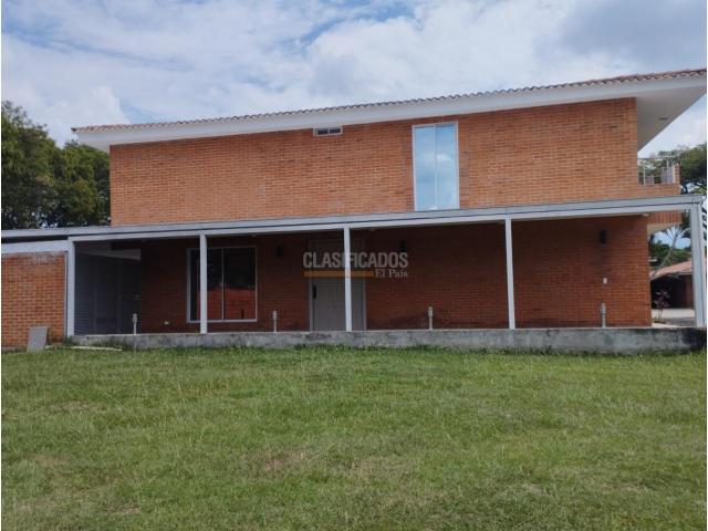 Casas, Alquiler en El Castillo