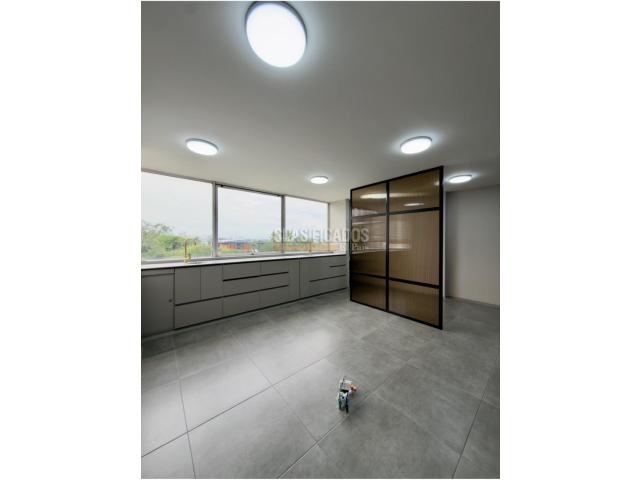 Oficinas y Consultorios, Alquiler en San Fernando