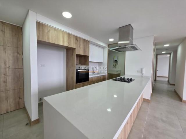 Apartamentos, Venta en Valle del Lili