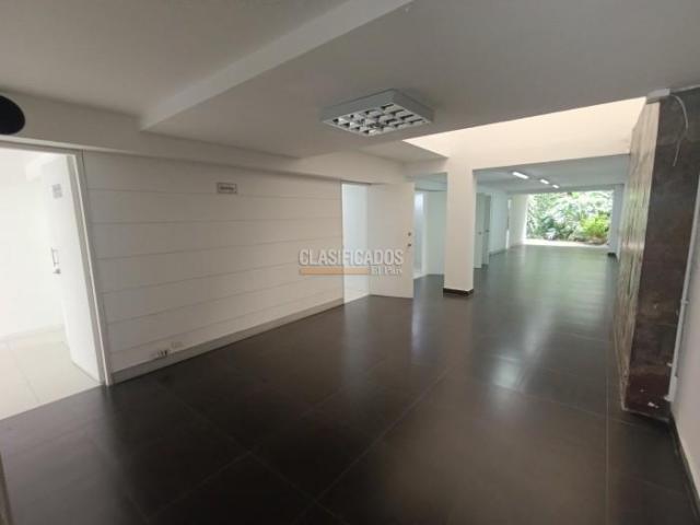 Casas, Venta en Santa Mónica Residencial