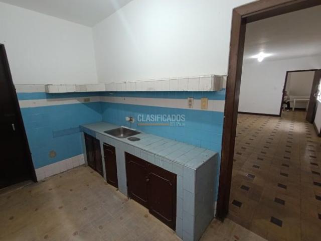 Edificios, Venta en Granada
