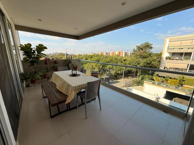 Apartamentos, Venta en Ciudad Jardín