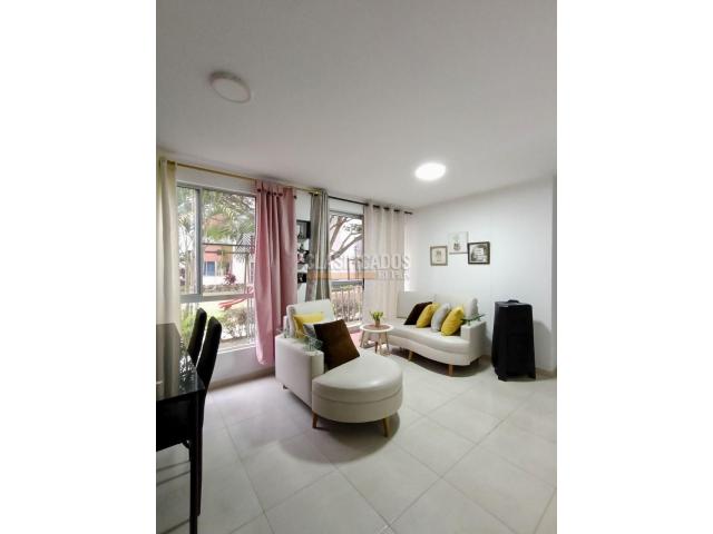 Apartamentos, Venta en Jamundí
