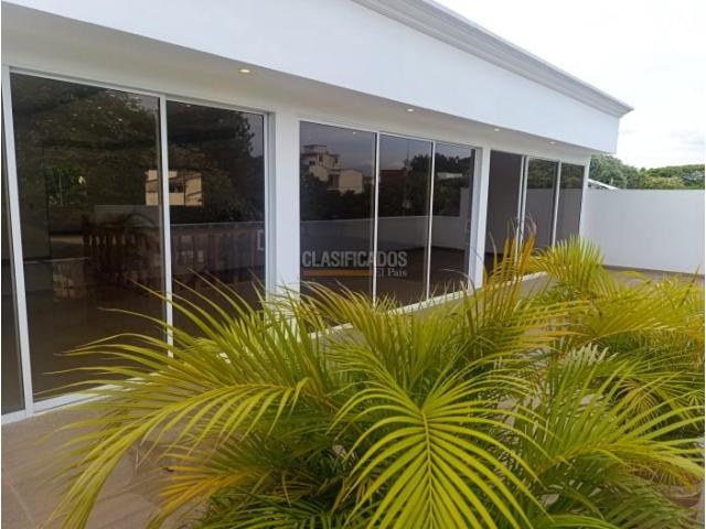 Casas, Venta en La Flora