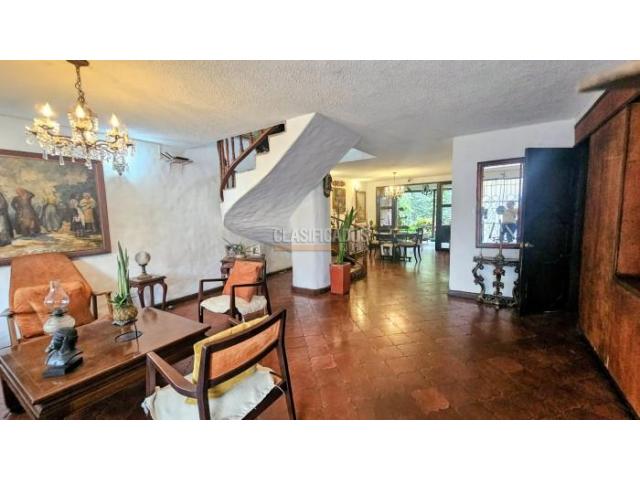 Casas, Venta en Prados del Norte