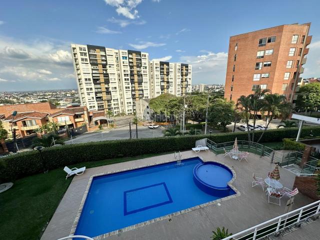 Apartamentos, Alquiler en Altos de Santa Isabel
