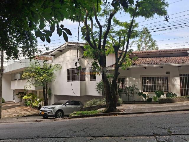 Casas, Venta en Santa Mónica Residencial