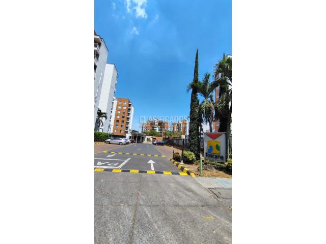 Apartamentos, Alquiler en Caney