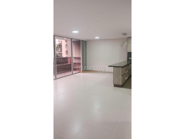 Apartamentos, Venta en La Flora