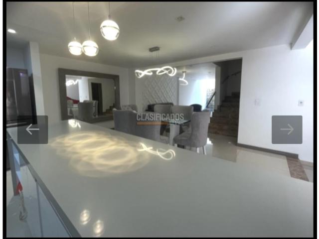 Casas, Venta en Valle del Lili