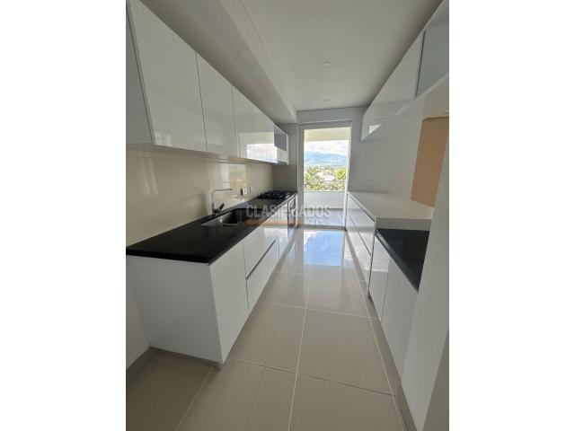 Apartamentos, Venta en Pance