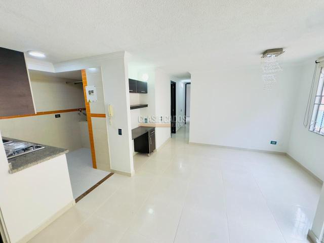 Apartamentos, Venta en Campos del Bosque
