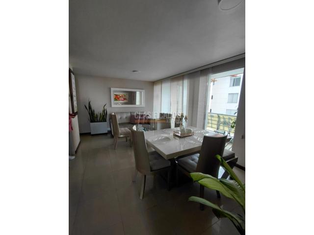 Apartamentos, Venta en La Flora