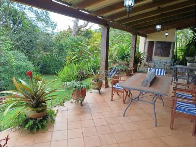 Fincas y Casas Campestres, Venta en Yumbo