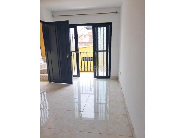 Apartamentos, Alquiler en Quintas de Salomia