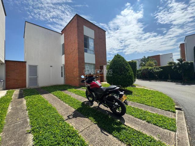 Casas, Venta en La Morada