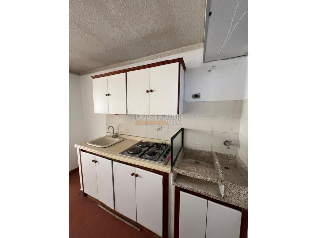 Apartamentos, Alquiler en Refugio Plaza