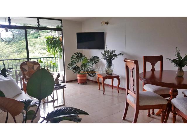 Apartamentos, Venta en Las Quintas de Don Simón