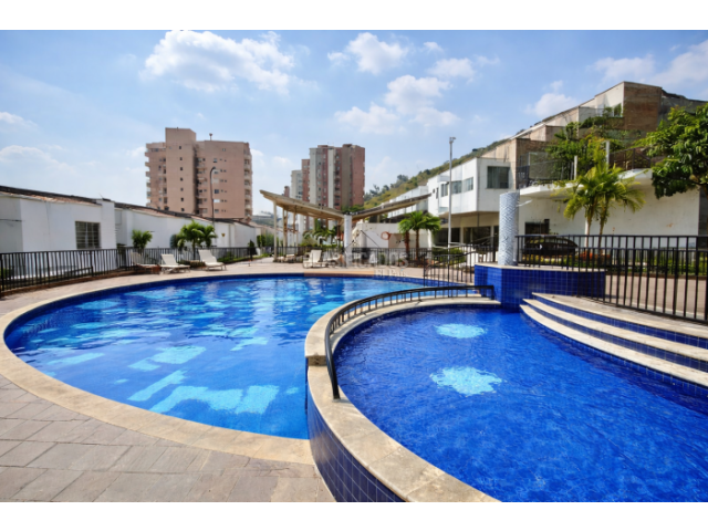 Casas, Venta en Santa Mónica Residencial
