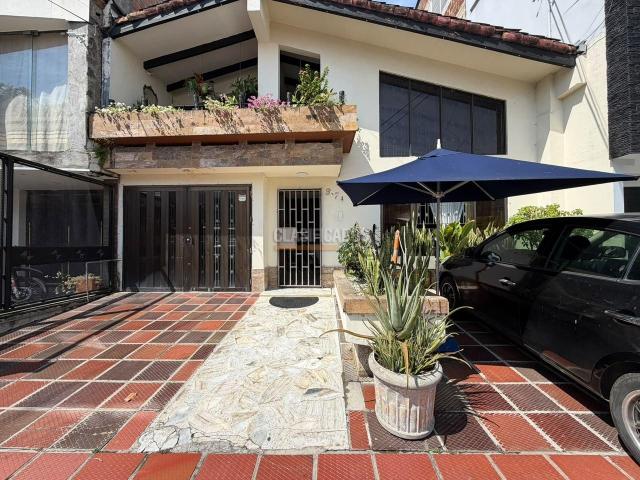 Casas, Venta en Gran Limonar