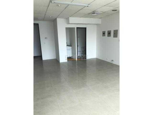 Oficinas y Consultorios, Alquiler en Chipichape