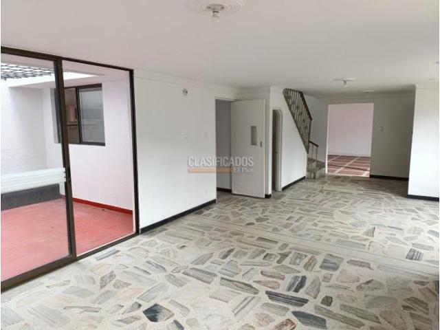Casas, Venta en La Flora