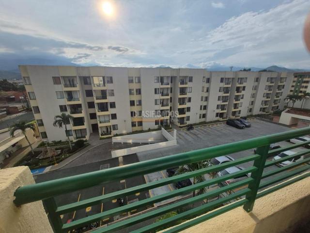 Apartamentos, Venta en Primero de Mayo