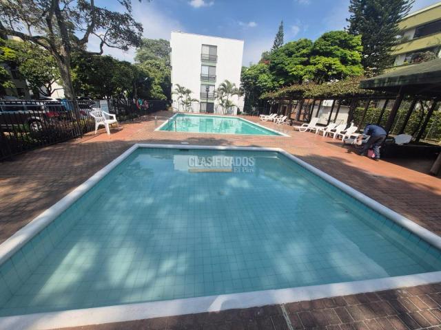 Apartamentos, Venta en Centro Ccial. Unicentro