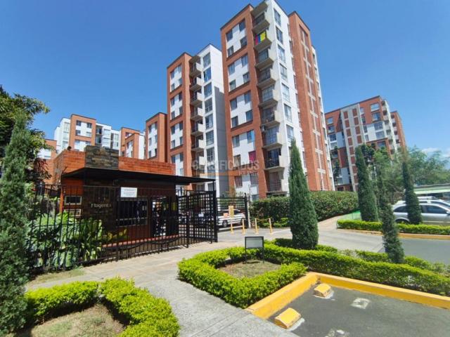 Apartamentos, Alquiler en Ciudad Melendez