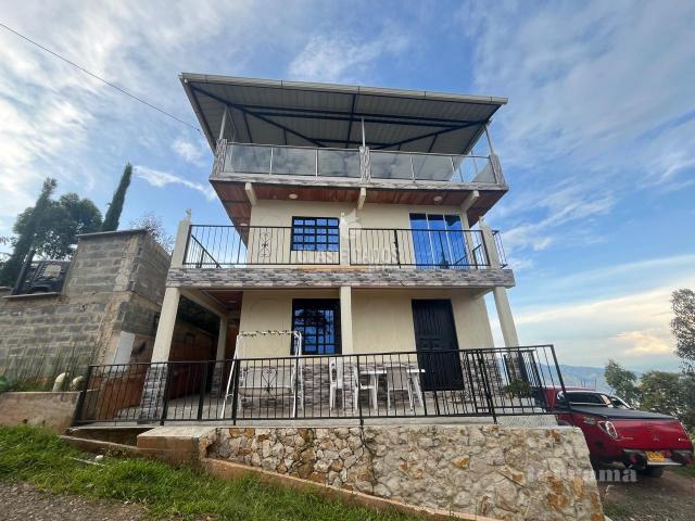 Fincas y Casas Campestres, Venta en Yumbo