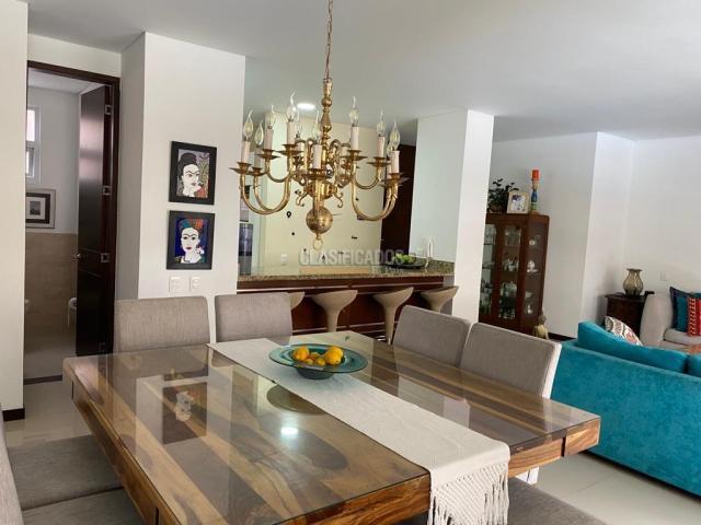 Apartamentos, Venta en Pance