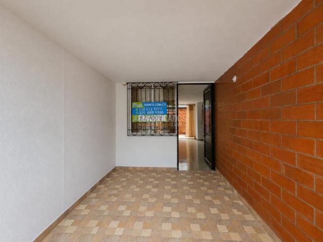 Casas, Alquiler en Palmira