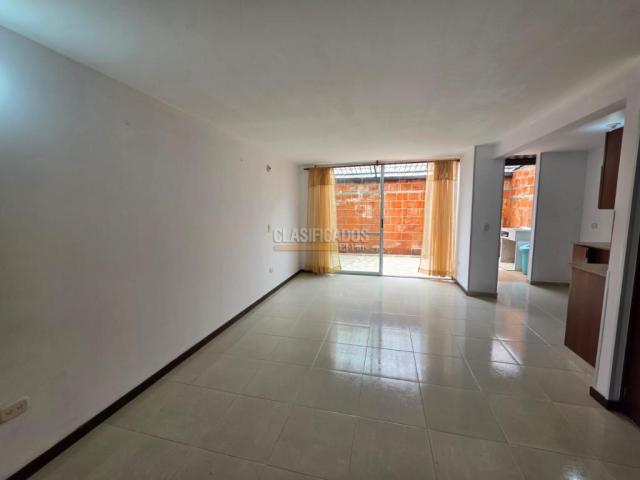Casas, Alquiler en Palmira