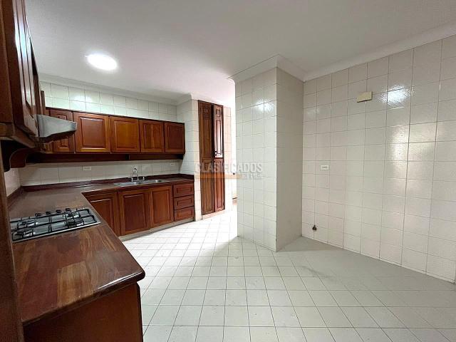 Apartamentos, Venta en Santa Teresita