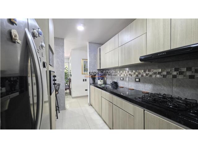 Apartamentos, Venta en Capri
